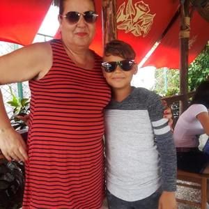 Meet your Posher, Rosa